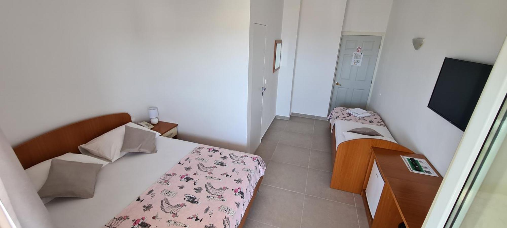Pansion Komfor Moca Makarska Bagian luar foto