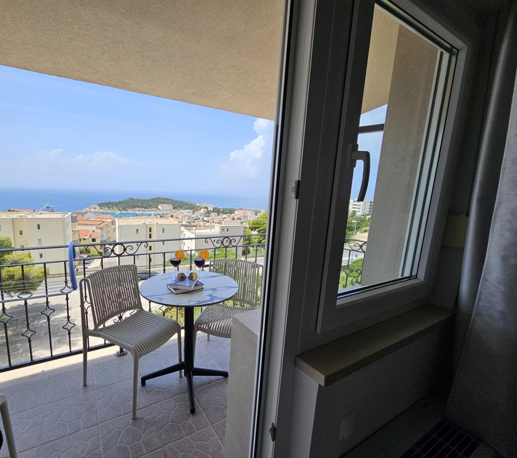 Pansion Komfor Moca Makarska Bagian luar foto