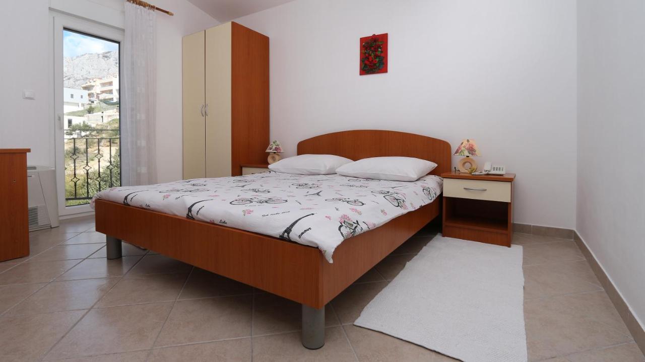 Pansion Komfor Moca Makarska Bagian luar foto