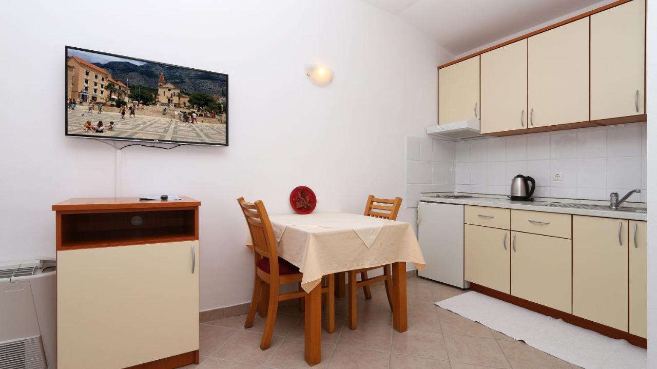 Pansion Komfor Moca Makarska Bagian luar foto